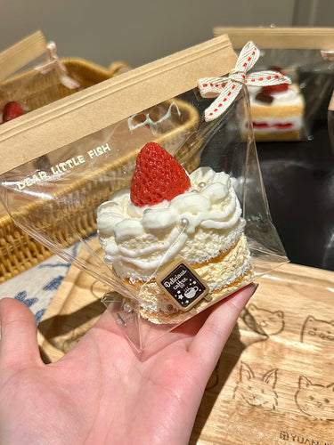 Pastel de crema y fresa de silicona blandito - Textura esponjosa, 200 g | Juguete antiestrés con temática de comida