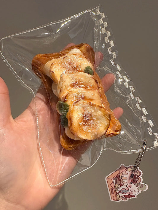 Fruit Pastry Tart Squishy Silicone Toy - Food - Themed with Mud - like Texture - Psykade